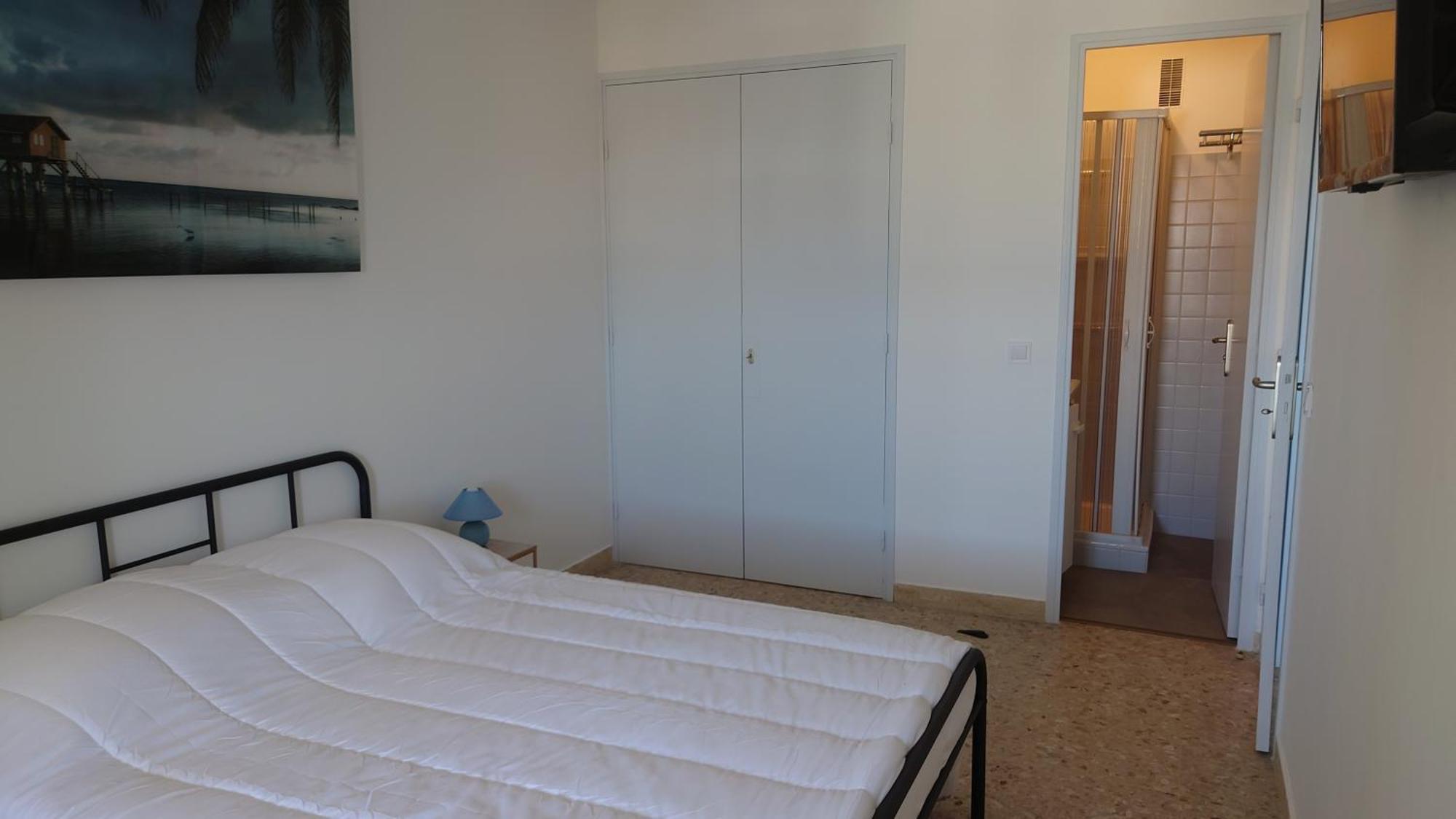 Vue 80m2 Apartment *