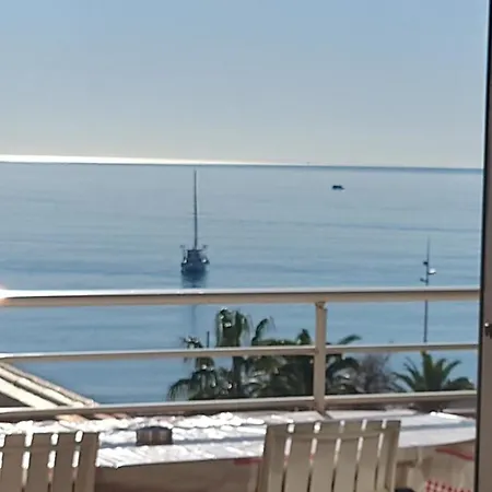 Appartement Vue Mer 80M2 Fréjus Buitenkant foto